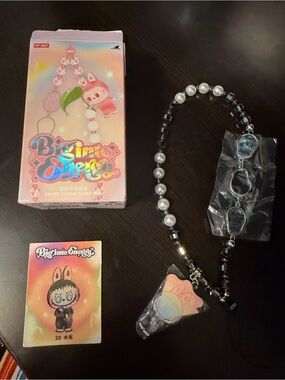 Secret/Hidden/Chaser THE MONSTERS/Labubu Big into Energy Phone Charm Blind Box